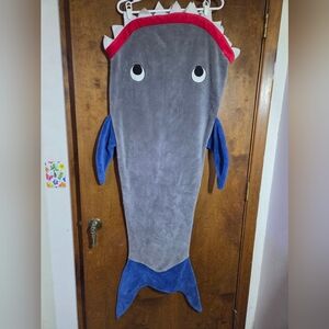 Blankie Tails Shark Child's Fleece Blanket Sleeping Bag Gray Blue Red White OS